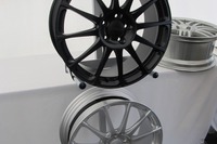 ［ブリヂストン POTENZA S001 RFT］市販のための空気圧モニターと専用ホイール 画像
