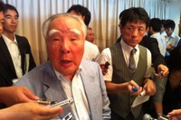 スズキ鈴木会長、工場の分散化「念頭になければバカ経営者といわれる」 画像