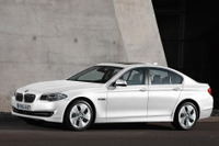 BMW 5シリーズ、欧州仕様に新4気筒ターボ…燃費2割向上 画像