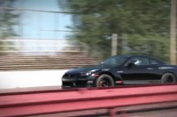 脅威の1300ps、怪物 GT-R の加速性能［動画］ 画像