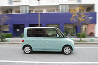 【インプレ'04】伏木悦郎 ダイハツ『タント』 車格を越える居住空間に唸ってしまった 画像