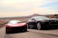 テスラのEVスポーツ、揃い踏み…ロードスターとモデルS［動画］ 画像