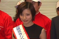 加藤あいちゃんの顔を点検整備……??? 画像