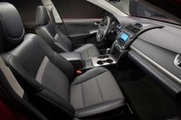 トヨタ カムリ 新型、インテリアも見えた!! 画像