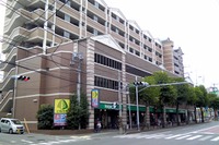 タイムズ24、無停電電源装置を設置 画像