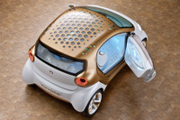 【フランクフルトモーターショー11】透明な太陽電池を搭載したEV…スマート×BASF 画像