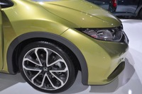 【フランクフルトモーターショー11】ホンダ シビック の日本発売「予定はないが可能性はある」…伊東社長 画像