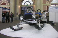 【Xtreme Wheels】究極のクルマ……1923年『フォード』雪上車? 画像