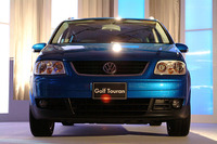 【VW『トゥーラン』日本発表】『ゴルフ』を使って認知度アップ 画像