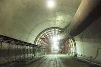 中流動コンクリートを東九州道新津トンネルに適用 飛島建設 画像
