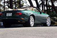 【'04 JAIA】MJブロンディ ジャガー『XKR』このカタチ、乗り味、まさに永久保存モノだ 画像