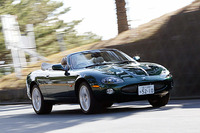 【'04 JAIA】小沢コージ ジャガー『XKR』はっきりいって、昔のイメージで勝負してます 画像