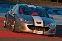 【ジュネーブモーターショー'04出品車】プジョー『407シルエット』---クーペだっ! 画像