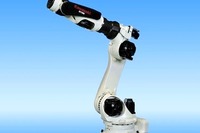 川崎重工のスポット溶接ロボット、高速化&軽量化 画像