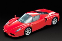 フェラーリ エンツォ 後継車、V12のハイブリッド搭載か 画像