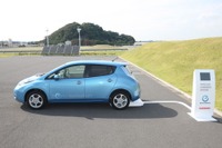 日産、EV用非接触充電システムを公開［動画］ 画像