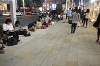 【iPhone 4S】すでに100人超える行列 画像