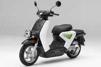 新聞配達に電動バイクをリース 住友三井オートサービス 画像