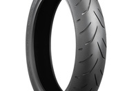 ブリヂストン、モーターサイクル向けスポーツラジアルタイヤの新製品を発売 画像