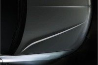 【ロサンゼルスモーターショー11】リンカーン、謎の新型車を予告 画像