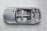 メルセデスベンツ SL 次期型、骨格公開…最大140kg軽量化 画像