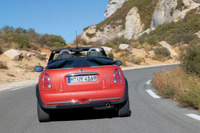 MINI、なんとリバースギア2速を開発!! 画像