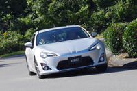 トヨタ 86 先行公開…日本のお父さんをカッコよくするために 画像
