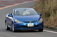 【インプレ'04】河村康彦 プジョー『307CC』 弱アンダーの動き感はプジョーらしい 画像