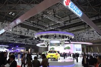 【東京モーターショー11】新しい日本をスズキで走ろう…風景と一体で表現 画像