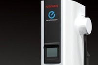 日産、新型急速充電器を発売---実質32万円から 画像