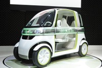 【東京モーターショー11】ダイハツ ピコ、新しいモビリティの創造なるか 画像