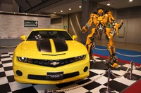 【東京モーターショー11】トランスフォーマー バンブルビー を先行販売 画像