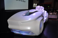 【東京モーターショー11】三菱電機中山専務「総合電機メーカーならではのシナジーを発揮」 画像