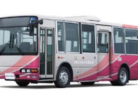 三菱 エアロミディ もポスト新長期規制に適合、中型バス初の2015年燃費基準も達成 画像