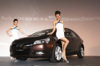 台湾発の高級ブランド、4ドアセダンを発表…LUXGEN 5 画像