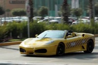 フェラーリとポルシェのTAXI、メキシコに出現［動画］ 画像
