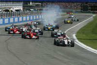 【F1サンマリノGP】決勝…シューマッハ開幕4連勝、バトンは自己最高位 画像