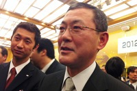 スバル富士重吉永社長「アメリカでの販売は本当に楽しみにしている」 画像