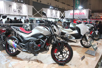 【東京オートサロン12】今年のホンダは二輪も多数展示 画像