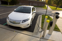 GMのPHV、ボルトの安全性調査を終了…米運輸省 画像