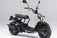 ホンダ、ZOOMERの2012年モデルを発表、新色2カラーを設定 画像