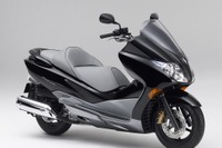 ホンダ、フォルツァZ に受注期間限定特別モデルを設定 画像