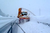 上信越道 中郷ICと妙高高原ICを一時閉鎖…大雪 画像