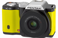 ［カメラ］ペンタックス K-01 に薄型単焦点レンズ…デザインにこだわる 画像