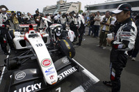 【F1ヨーロッパGP】決勝…佐藤琢磨、激しく2位争い 画像