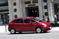 【インプレ'04】国沢光宏 シトロエン『クサラ ピカソ』 車名からしてハードルが高くなってしまった 画像