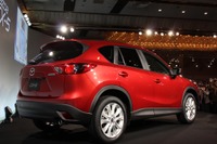 【マツダ CX-5 発表】 この丸い“お尻”を表現したかった 画像