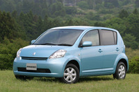 【トヨタ・パッソ/ダイハツ・ブーン発表】ライバルは軽自動車 画像