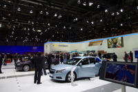 BMWとGM、提携に向けて交渉…BMW会長が認める 画像