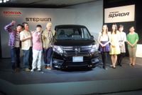 【ホンダ ステップワゴン 改良新型】アイドリングストップしない理由も表示 画像